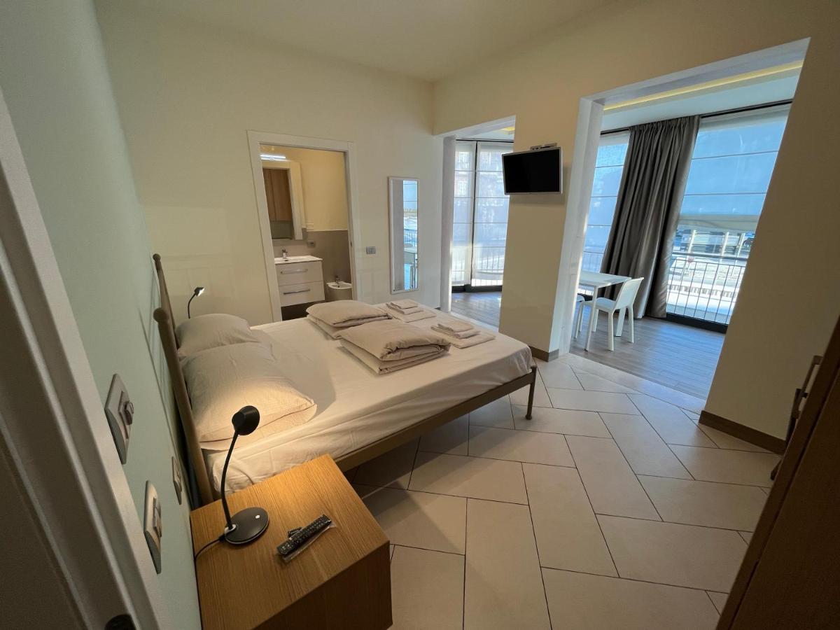 Casa Danzi Villa Peschiera del Garda Bagian luar foto